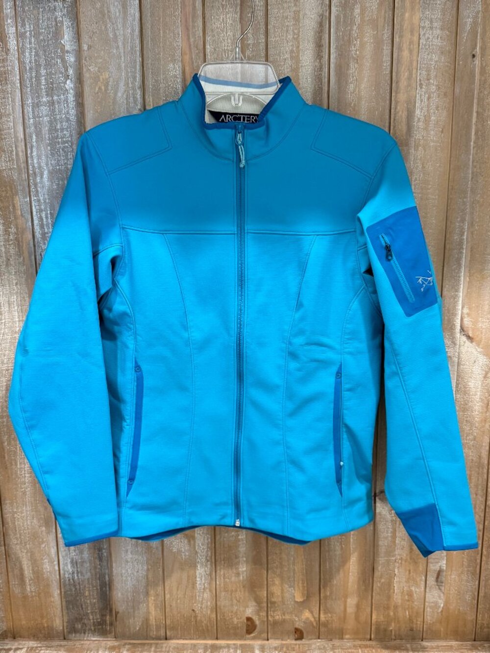 Arc'teryx Epsilon Softshell Jacket Women's Medium 8-10 Turquoise Blue Outdoor